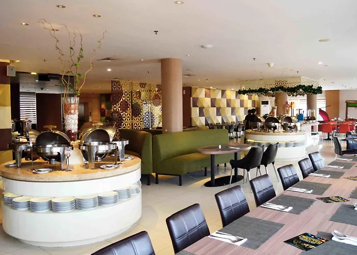 CROWN PRINCE Managed By Midtown IndonesiaHotel Surabaya